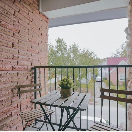 Enticing 1Br Apartment In The Heart Of The Heights Houston Kültér fotó
