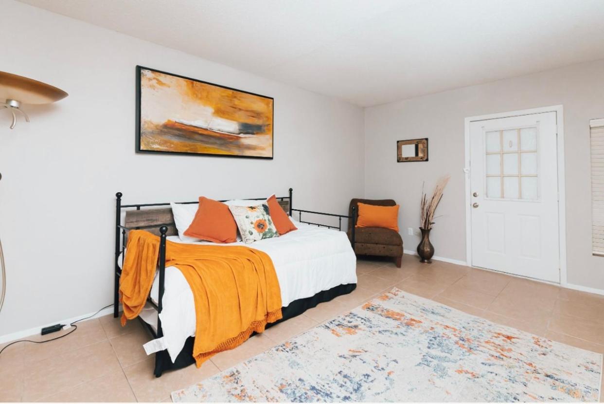 Enticing 1Br Apartment In The Heart Of The Heights Houston Kültér fotó
