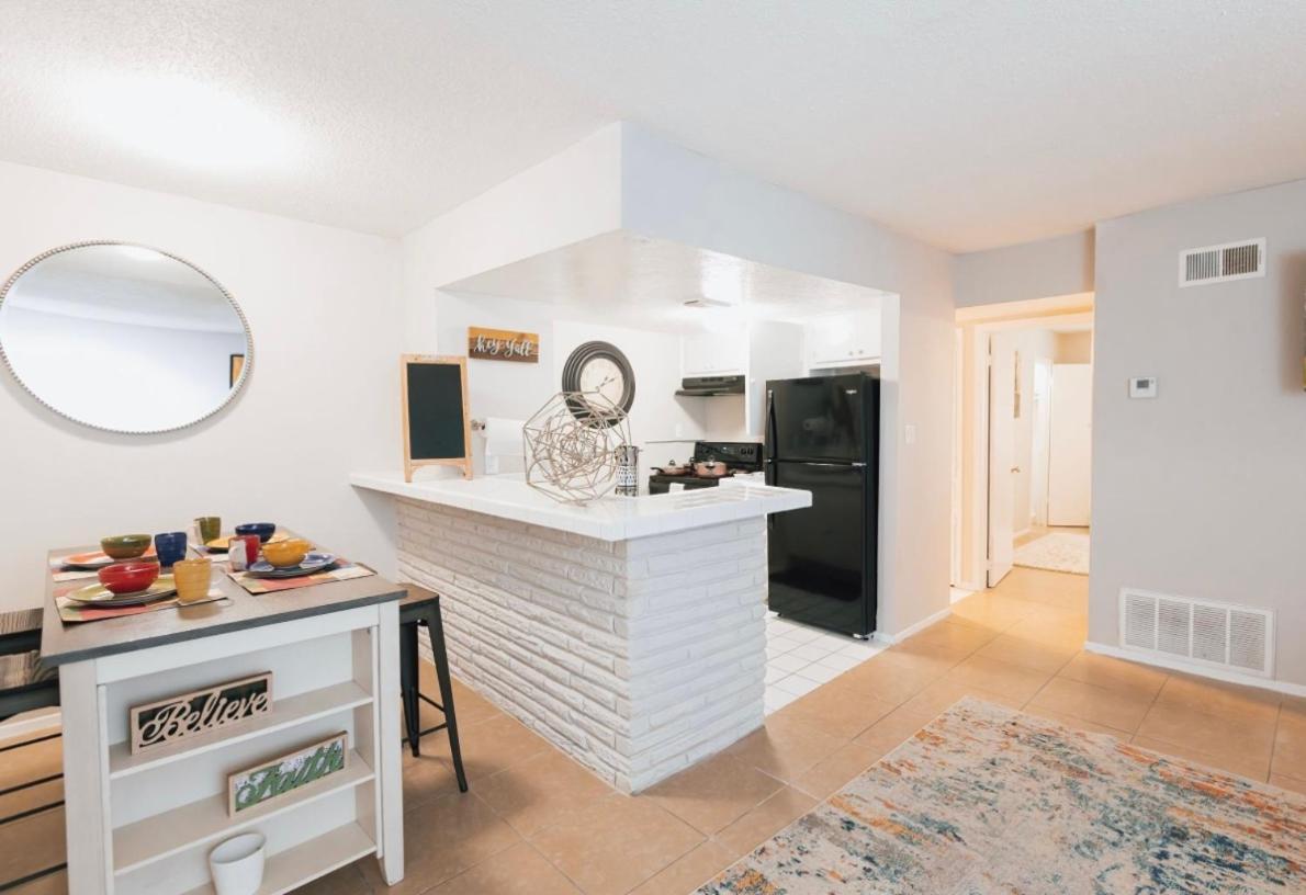Enticing 1Br Apartment In The Heart Of The Heights Houston Kültér fotó